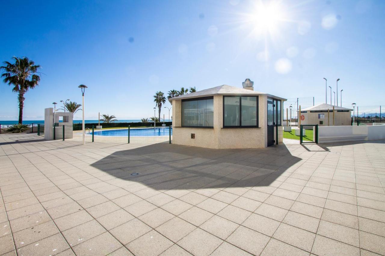 Espacio 8 - Primera Linea De Playa 库列拉 外观 照片